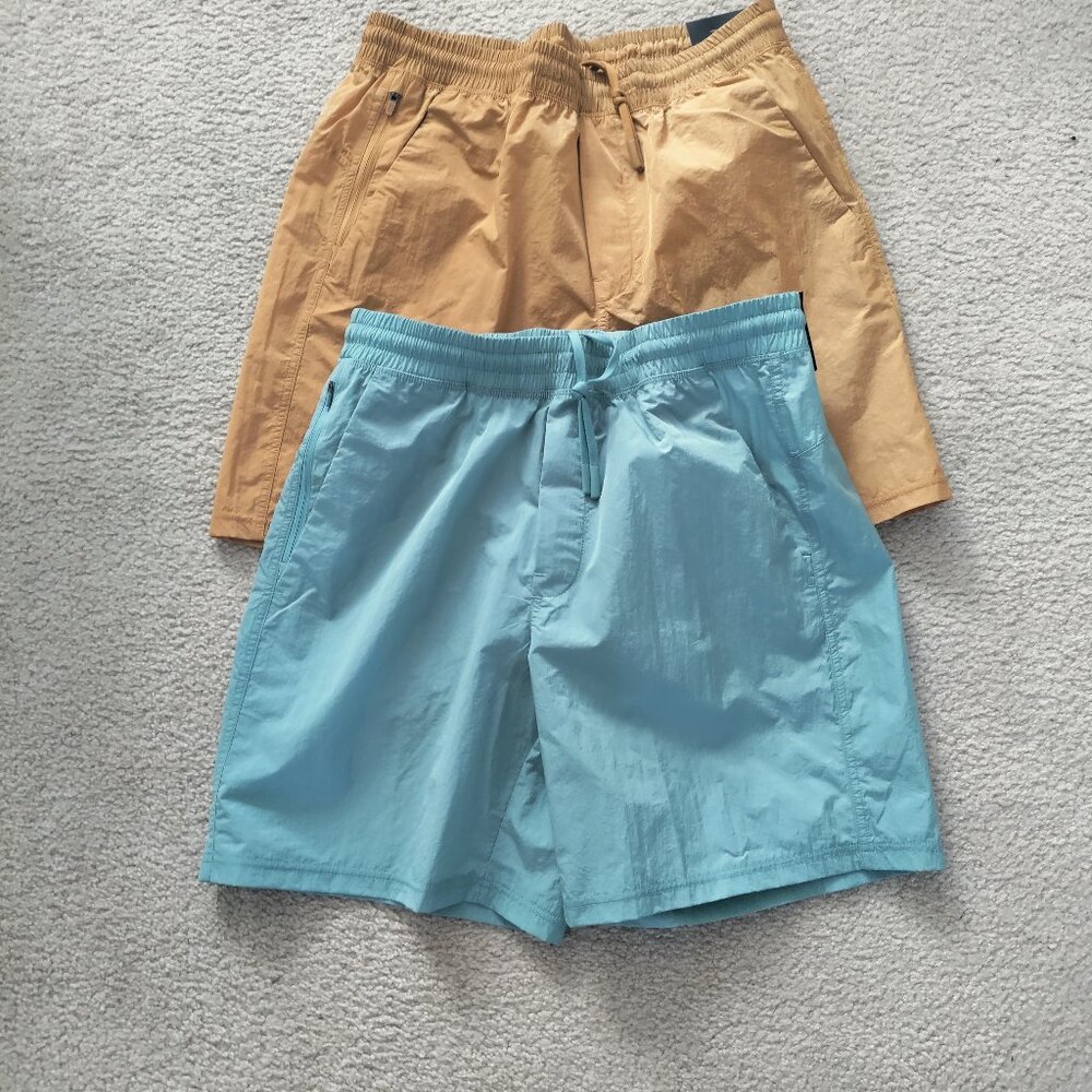 (2) NWT VRST M Men’s All-In Unlined Short Size 7" Shorts Brown & Aqua